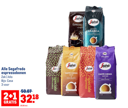 Segafredo   koffiebonen folder aanbieding bij  Makro - details