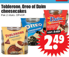  toblerone daim oreo toetje 2 cheesecakes pak stuks vanilla topped with milk chocolate and 